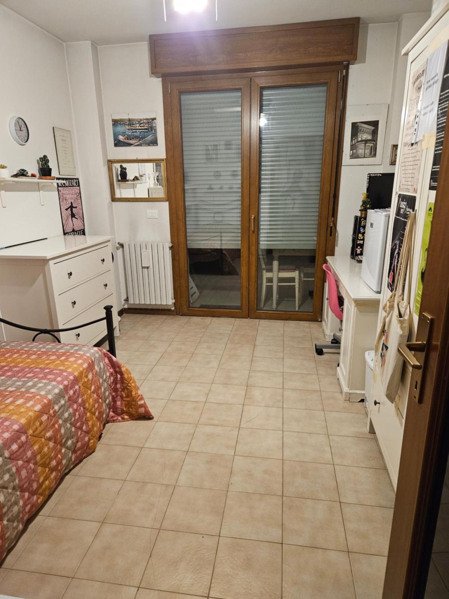 Stanza In Appartamento Privato Zona San Vitale Μπολόνια Εξωτερικό φωτογραφία