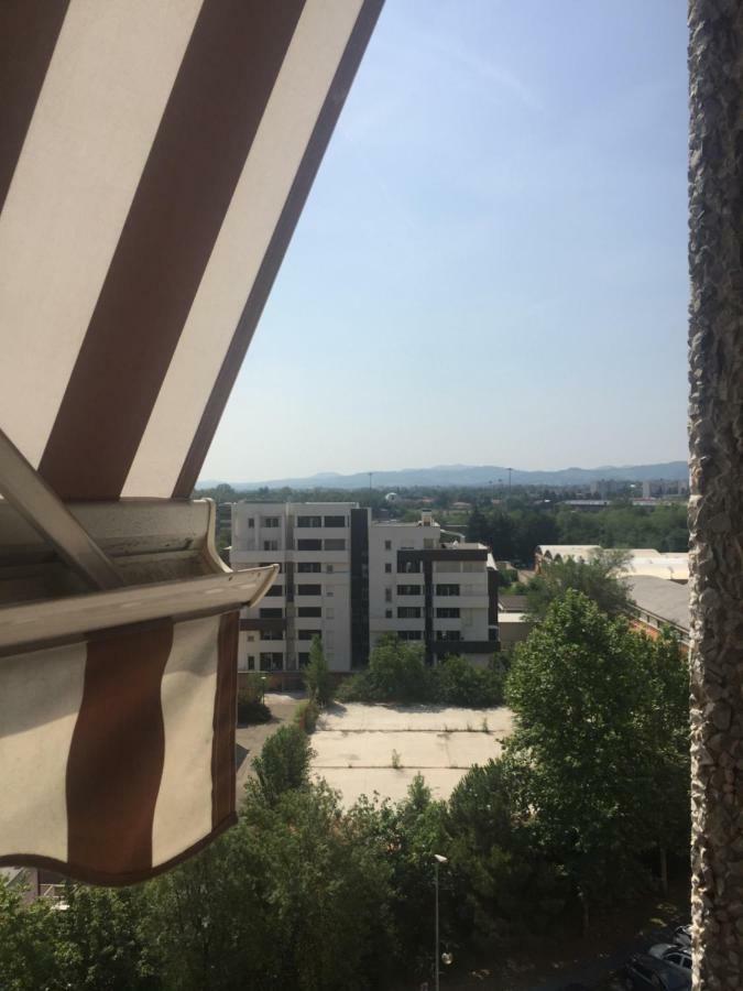 Stanza In Appartamento Privato Zona San Vitale Μπολόνια Εξωτερικό φωτογραφία